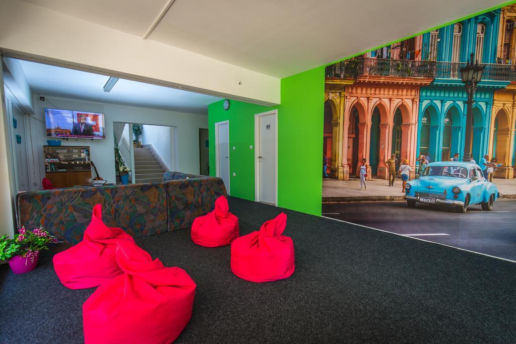 Hostel Crazy House Pula